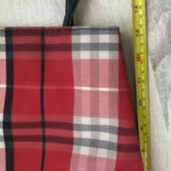 Vintage Burberry Nova Check Red Canvas Tote Bag - Picture 13 of 14